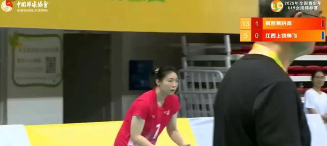 后者在上海, 是这样, 应早日让她 后者在上海, 是这样, 应早日让她